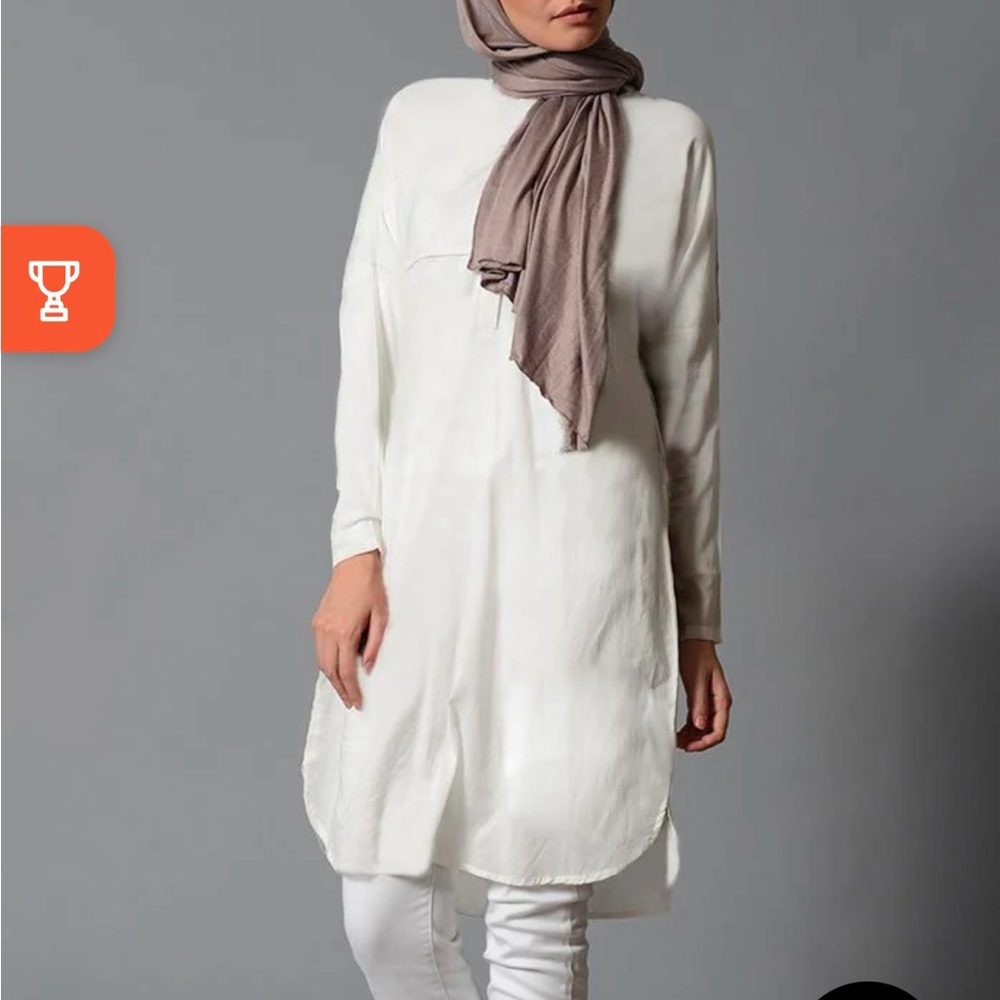 Chic White Women's Tunic Top